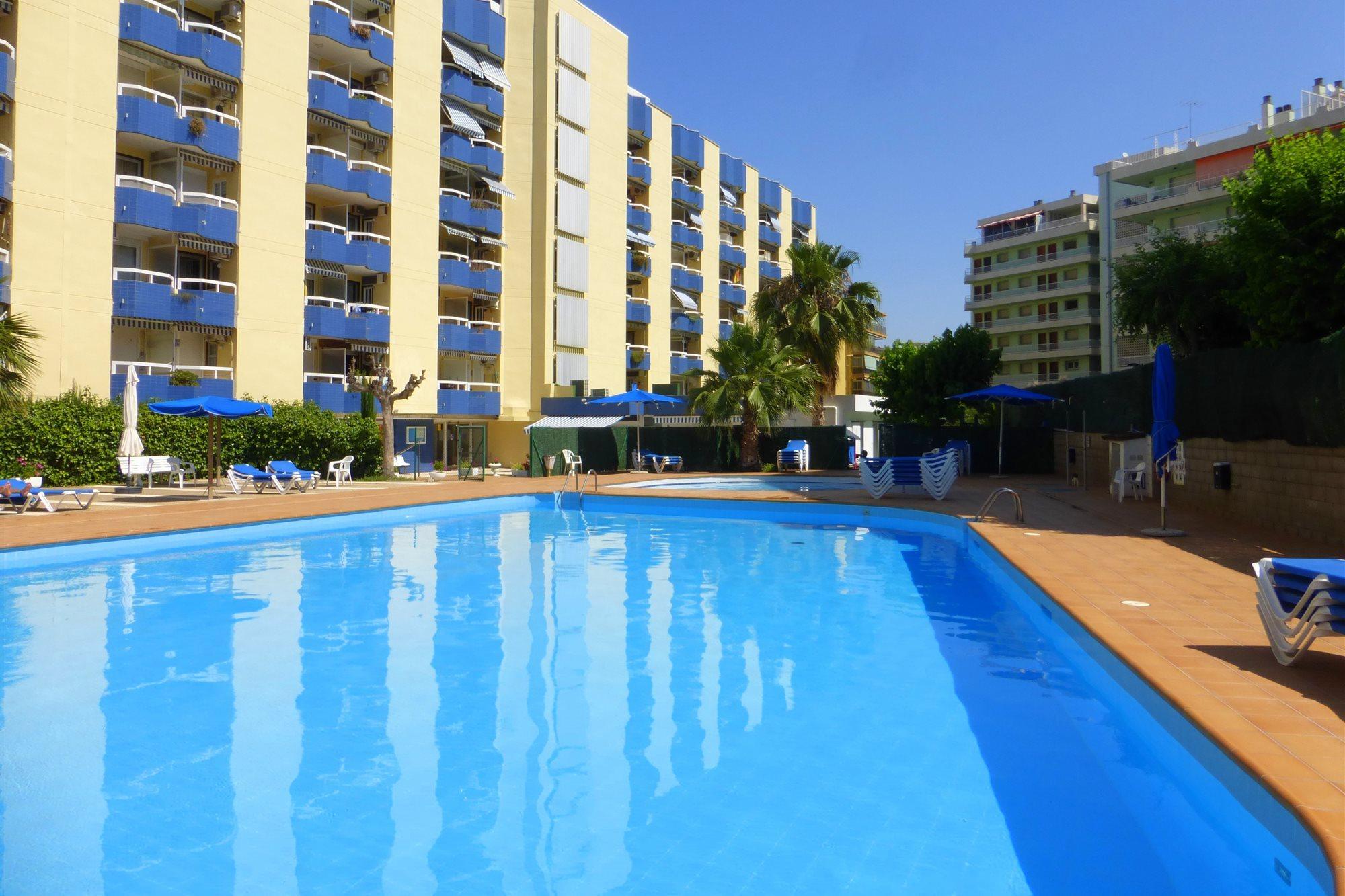 Rentalmar Alboran Apartments Salou Extérieur photo