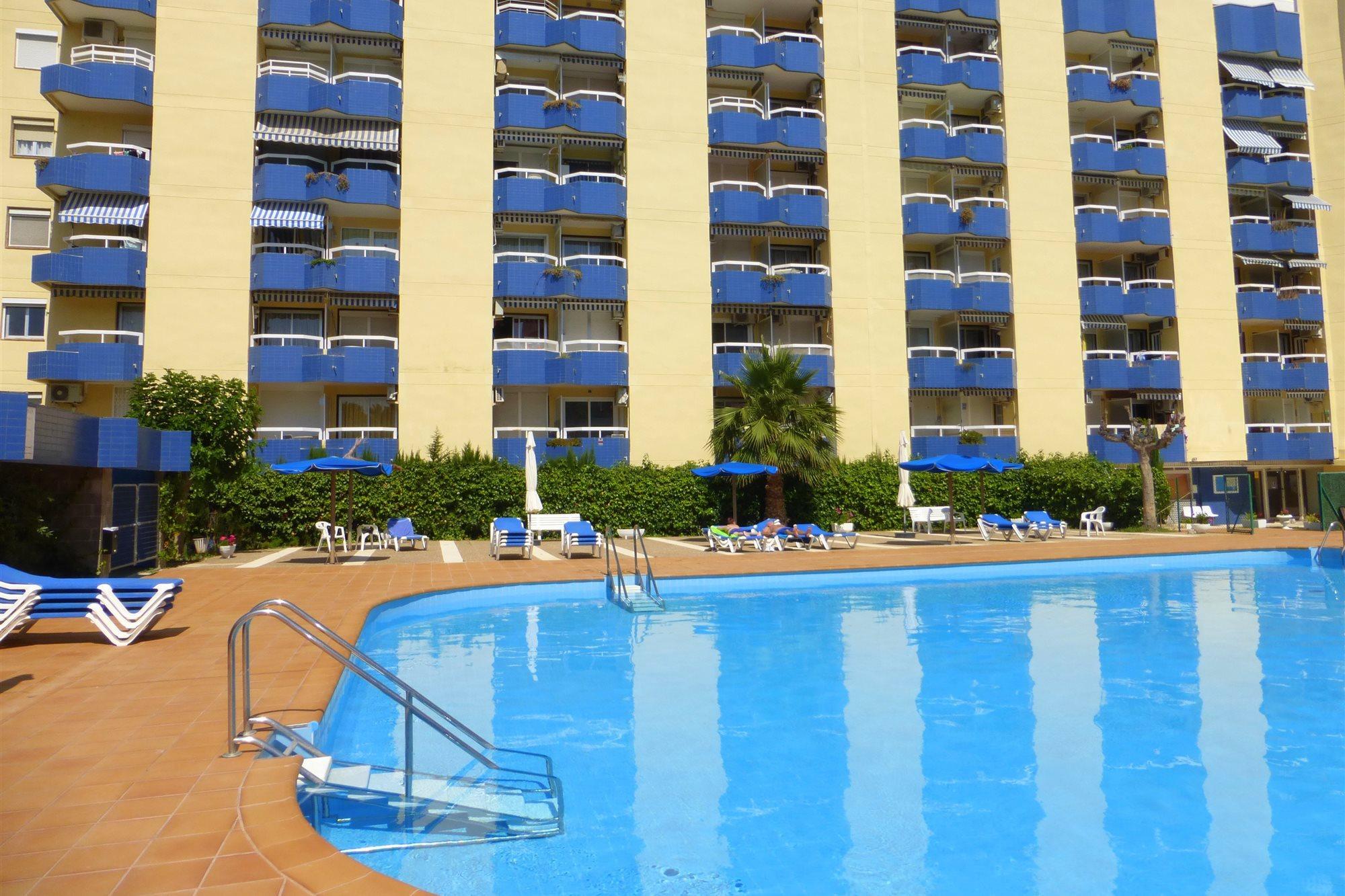 Rentalmar Alboran Apartments Salou Extérieur photo